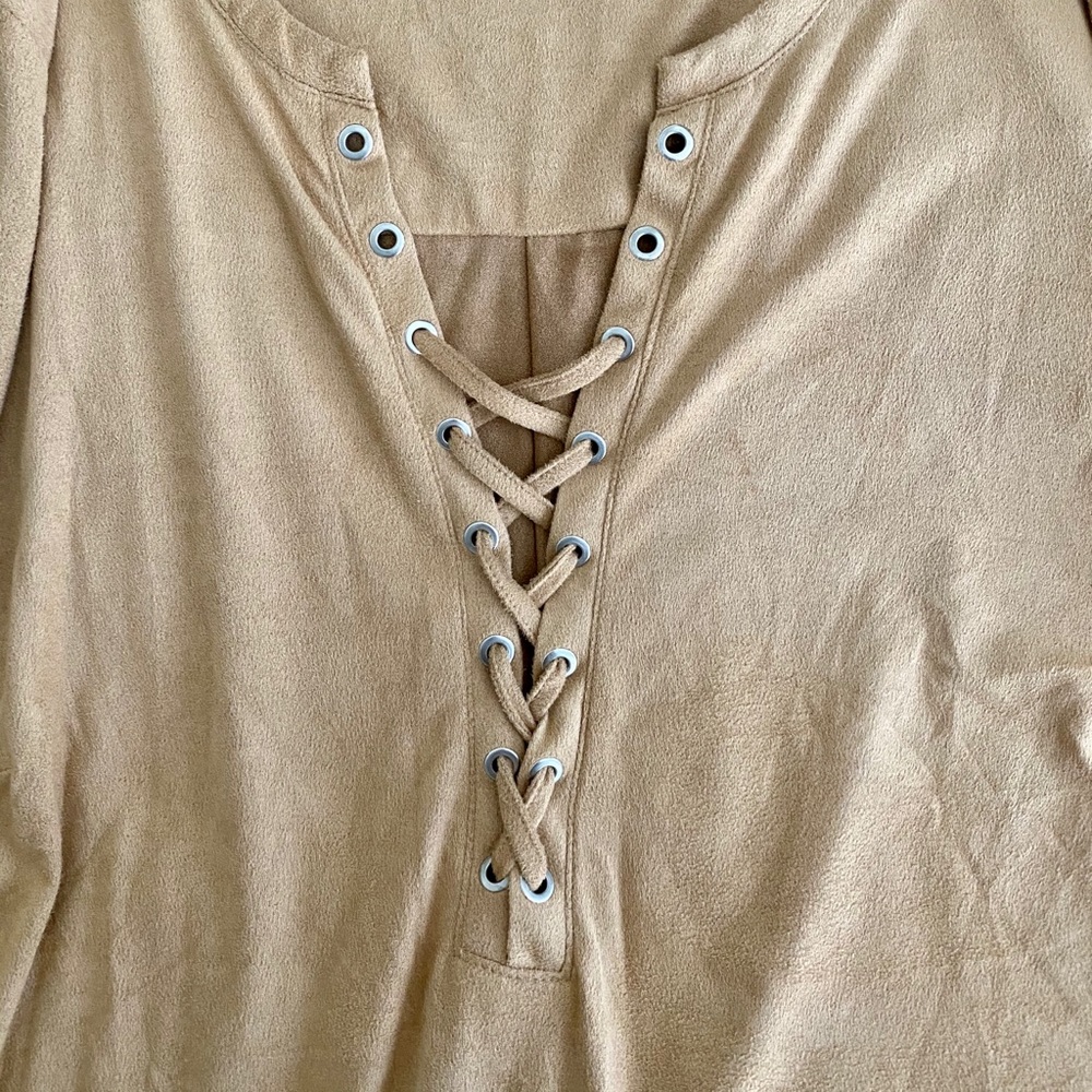 Suede Blouse đ¤ - Picture 5 of 7